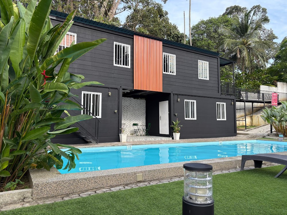 Ghumoh Safar (Bed,Pool & Cafe)