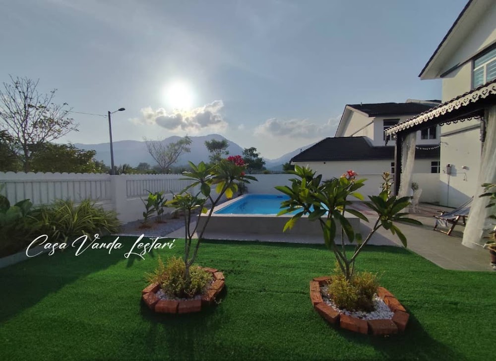 Casa Vanda Lestari - Pool Homestay