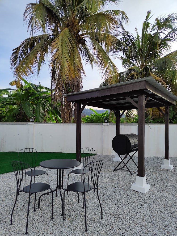 Seventeen Homestay Manjung Perak