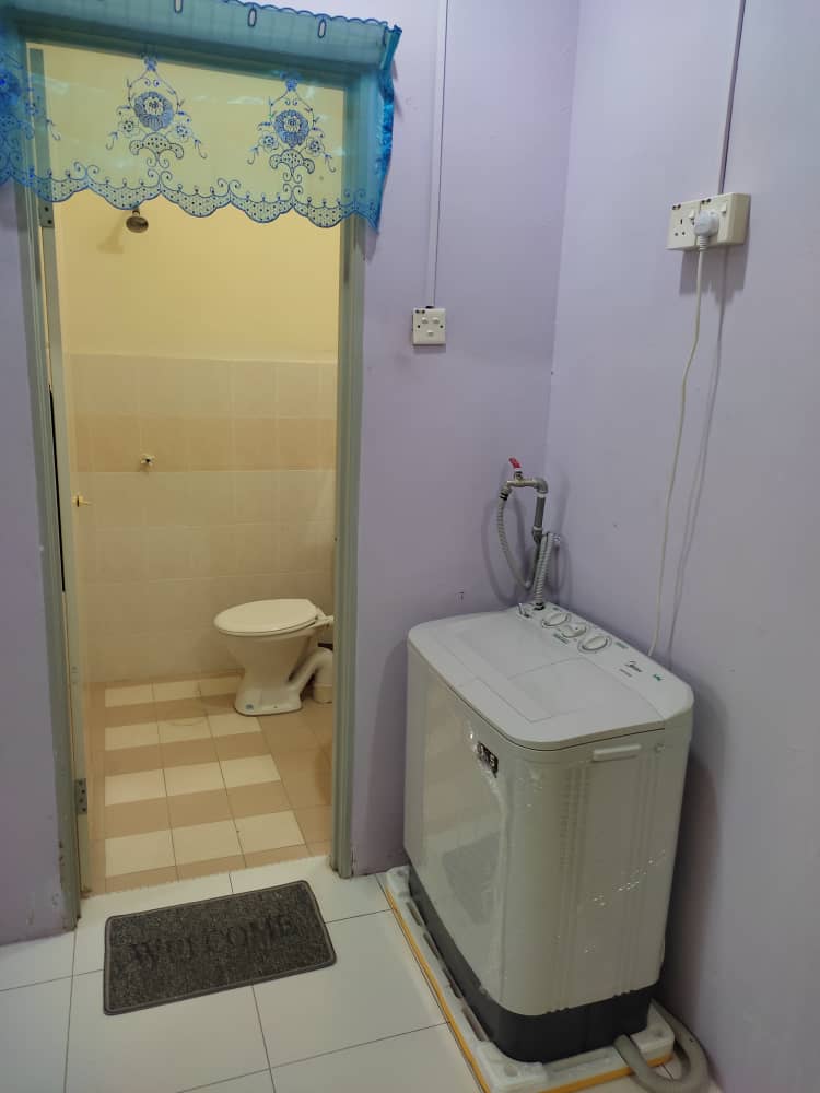 LINI HOMESTAY