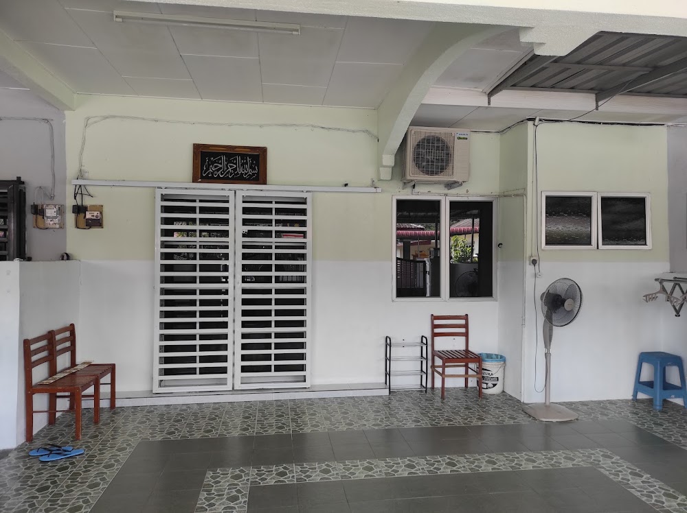 KZ Homestay | Sg Siput | Muslim Sahaja