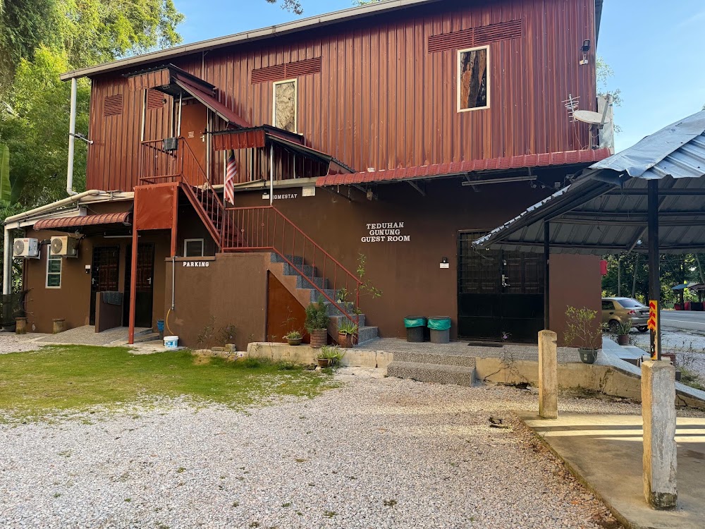 Homestay & Chalet Teduhan Gunung