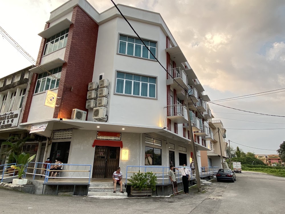 Ninety Guest House & Coffee Bar