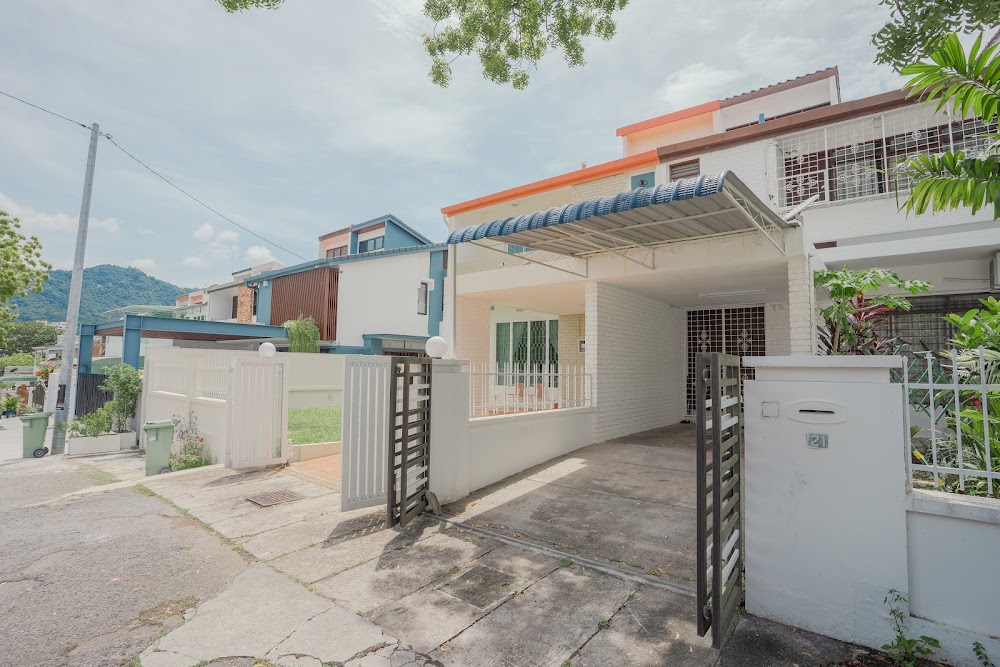 21 Home,槟城民宿 Bayan Lepas 4 bedrooms Homestay