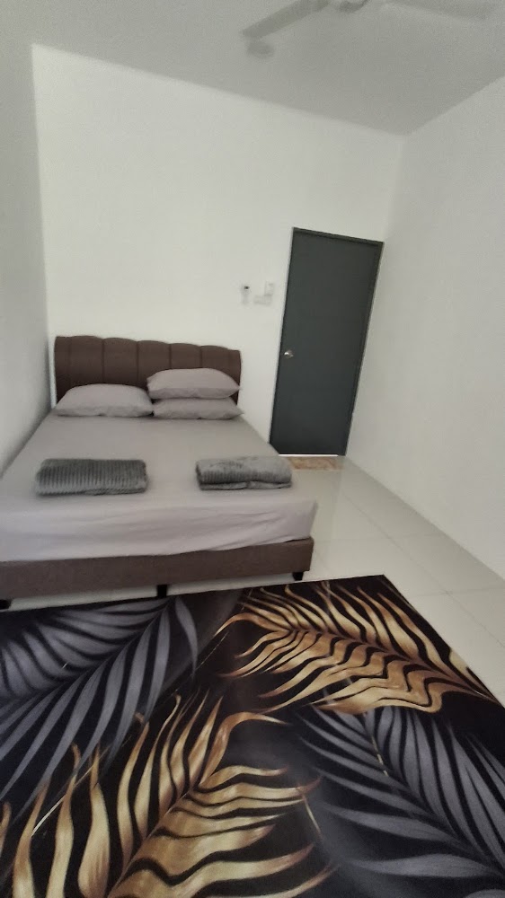 Mikayla homestay