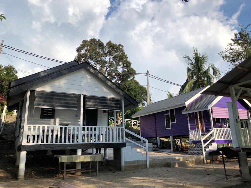 Teratak Bayu Pulau Cheri