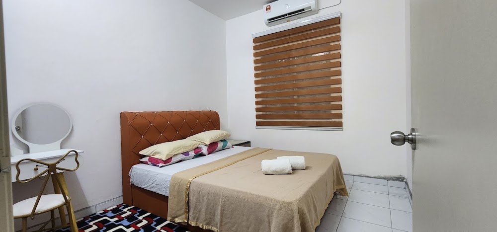 HOMESTAY LEKIR CIK NOR