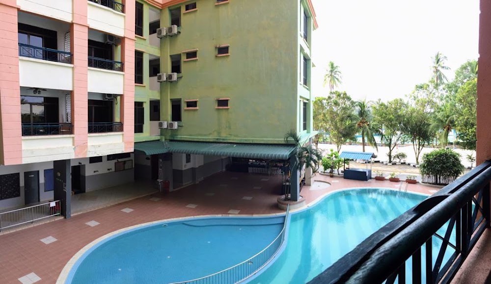 MARINA COVE Lumut homestay SEA view by AZITA