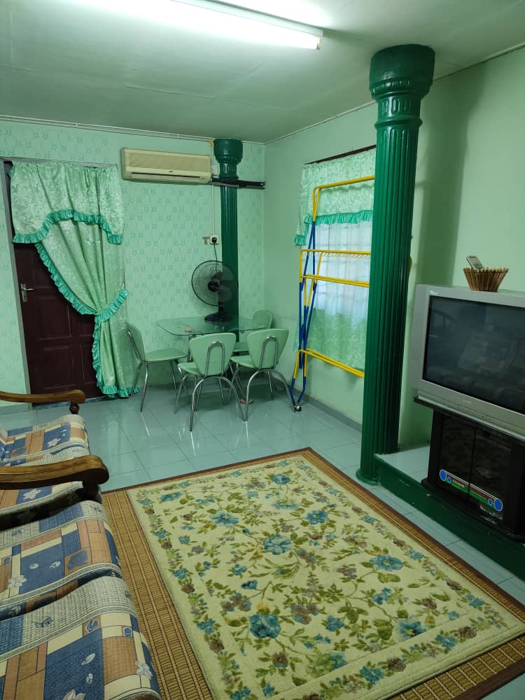 HOMESTAY KAMPUNG PERAK