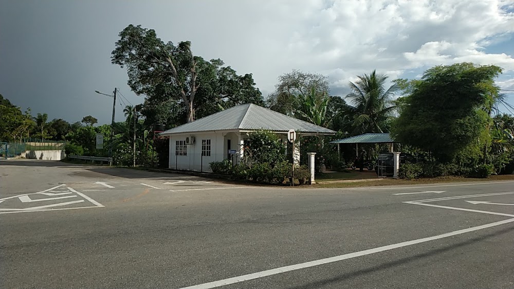 Batu Dinding Homestay (Homestay Keluargaku)