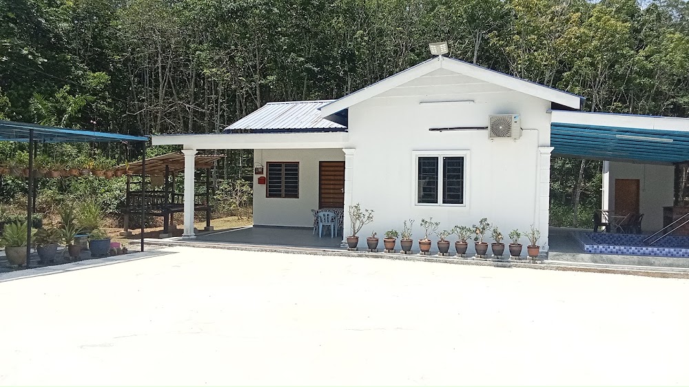 EIJA HOMESTAY