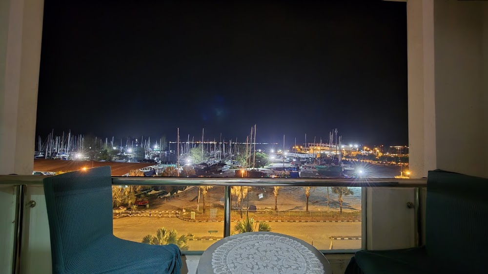 Marina Island Apartment AzzaroHome Homestay 3