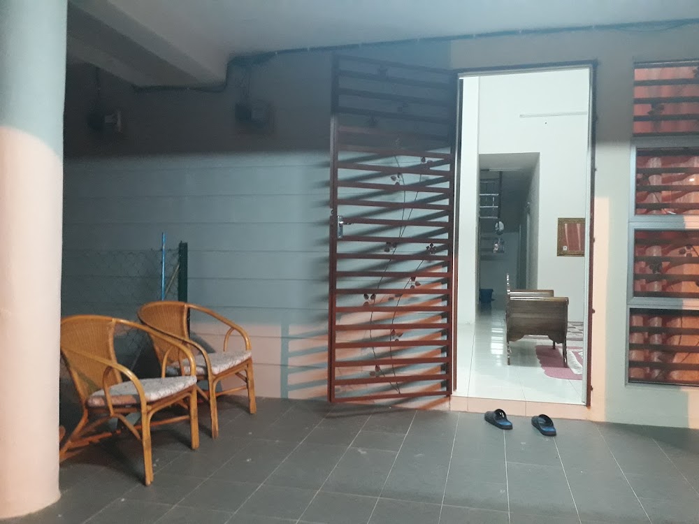 Puncak Iskandar Homestay