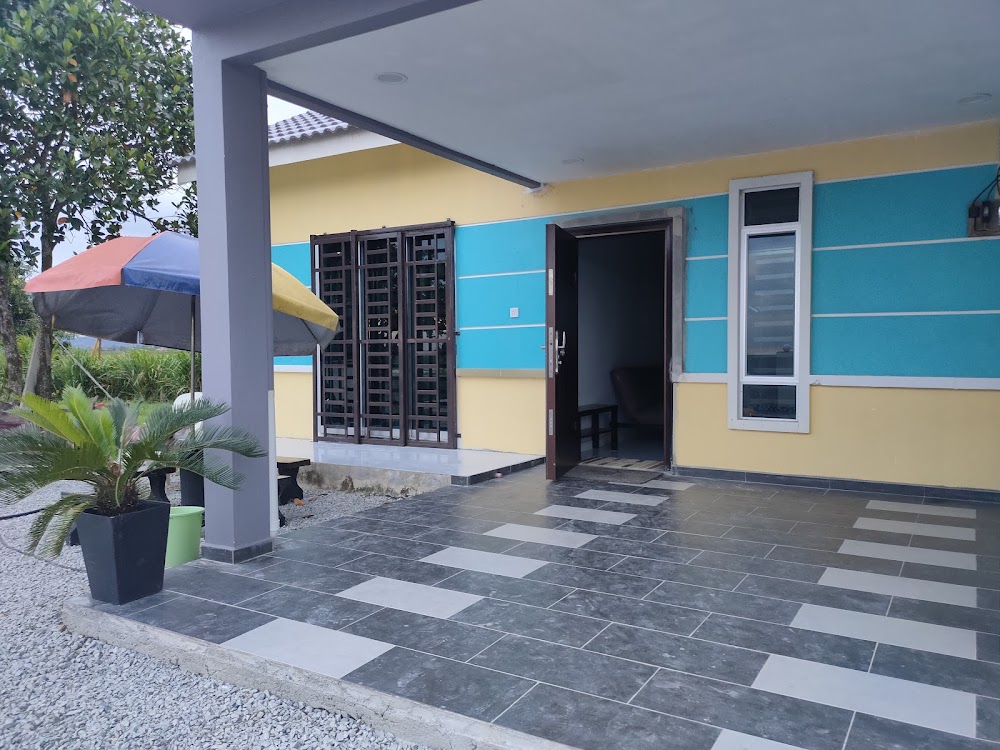 Al Imani Homestay With Swimming Pool