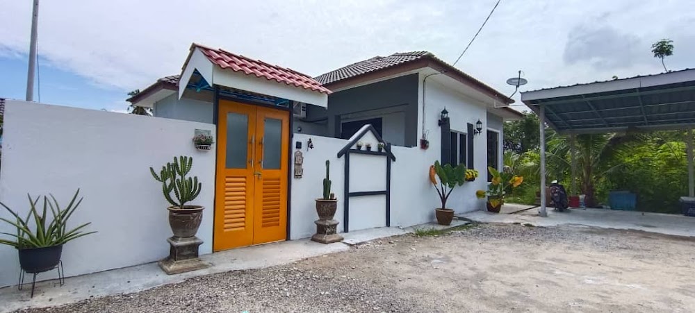 Lieyana homestay with private pool
