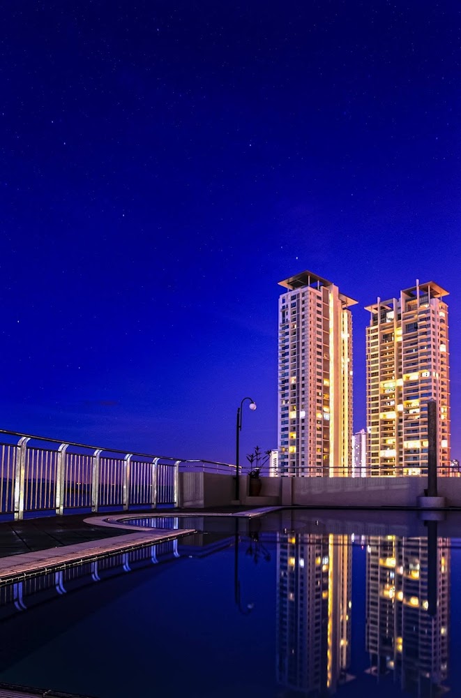 Leisure Cove Hotel & Apartments