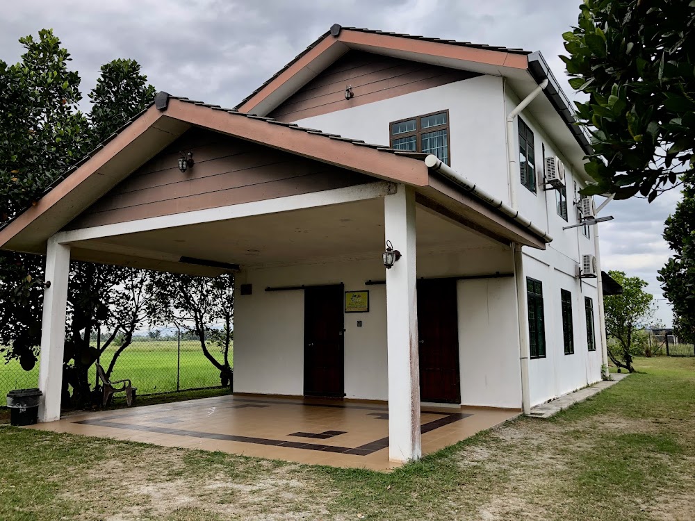 HOMESTAY KAYANGAN