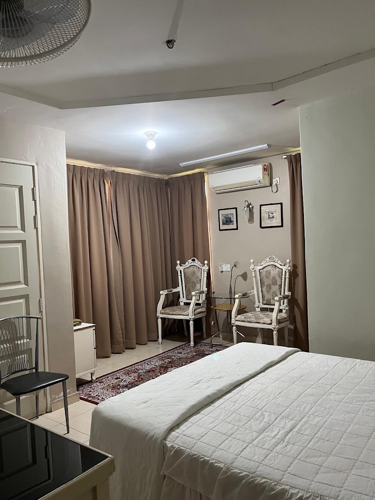 Zafar Homestay by Noor & Saaidah
